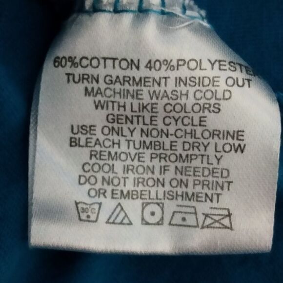 "Rocawear" woman's shirt - Picture 7 of 7